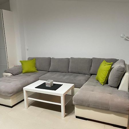 Apartament Rodzinny Ostrowiec Sw Ostrowiec Swietokrzyski Exterior photo